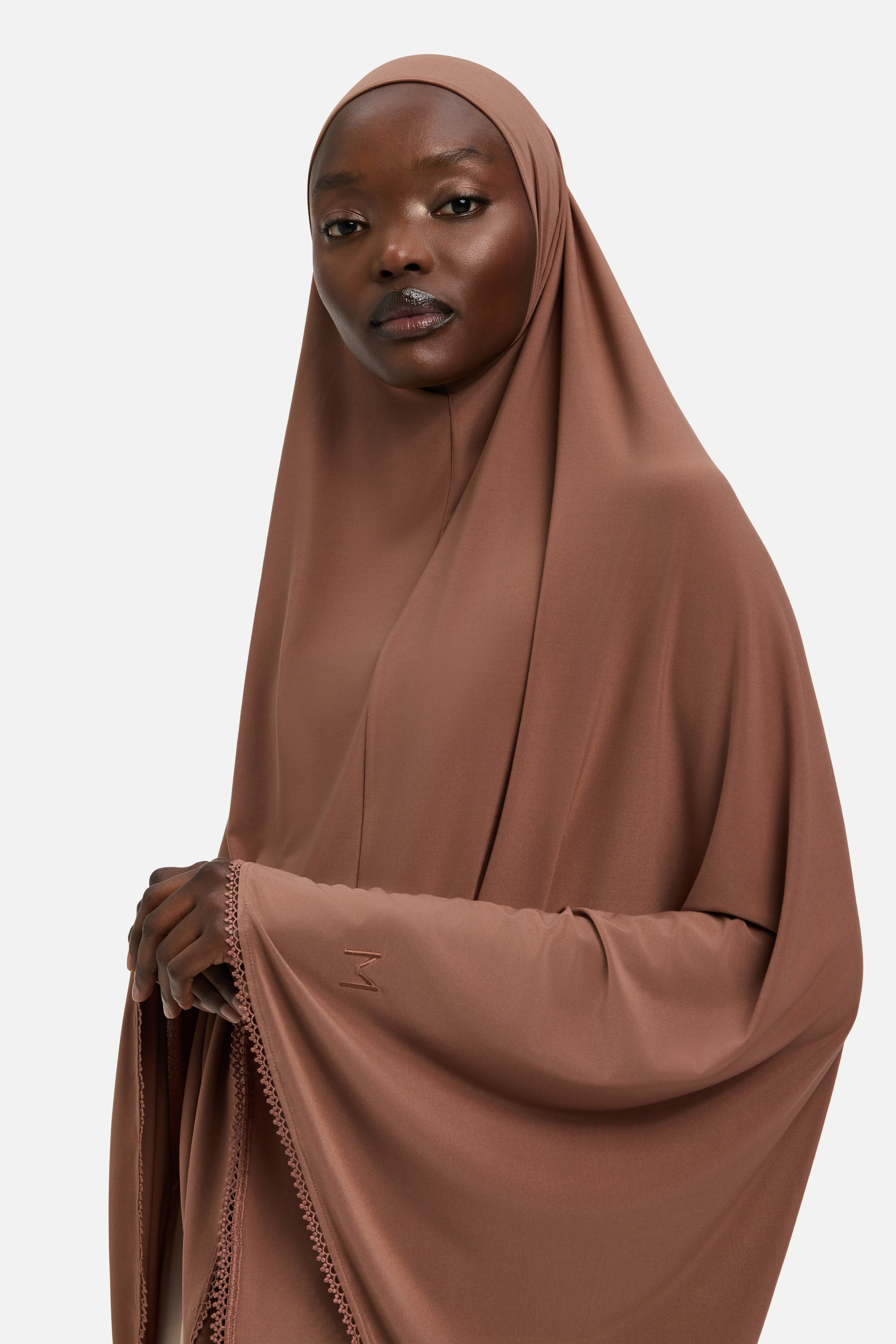 The Picot Edge Khimaar | Roasted Walnut