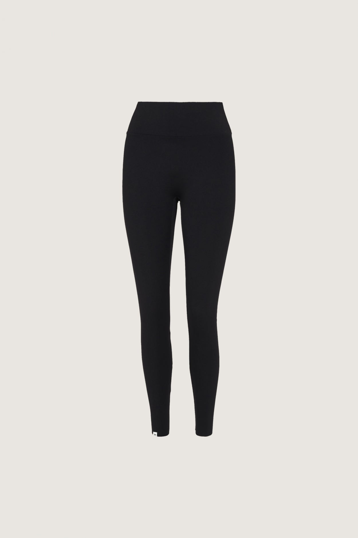 Essential Legging | Black