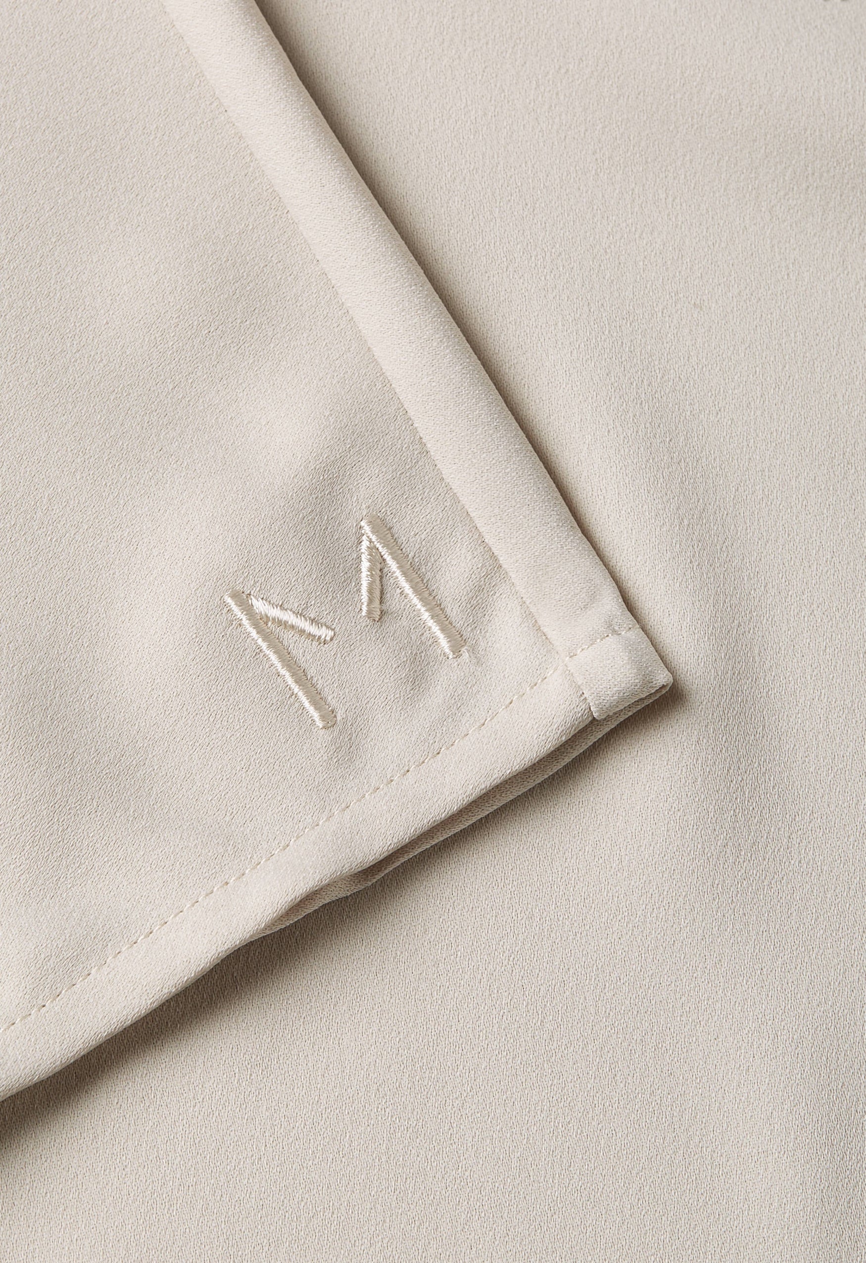 Dull Satin Bat Sleeve Abaya | Cashmere