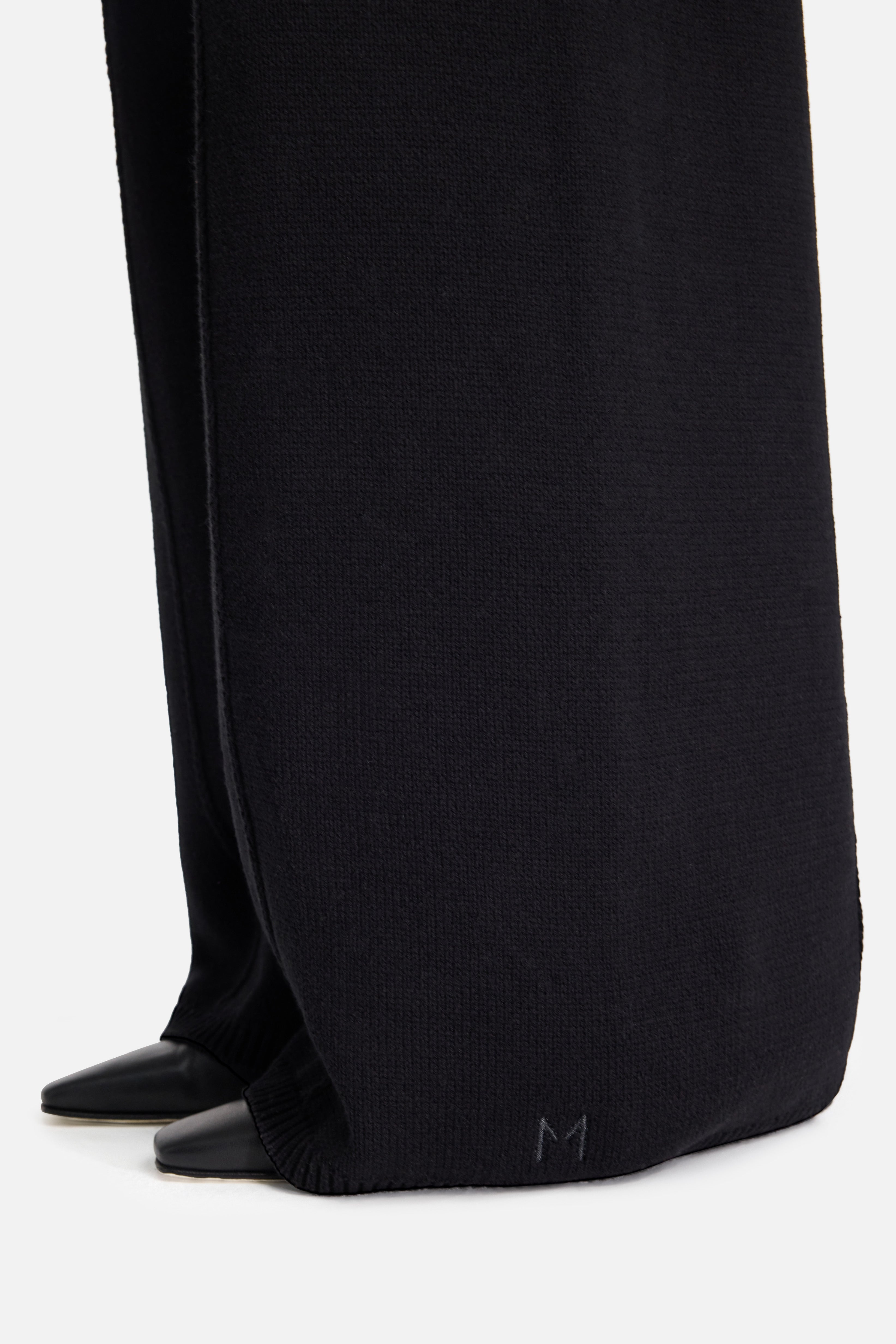 Knitted Cable Pants | Black