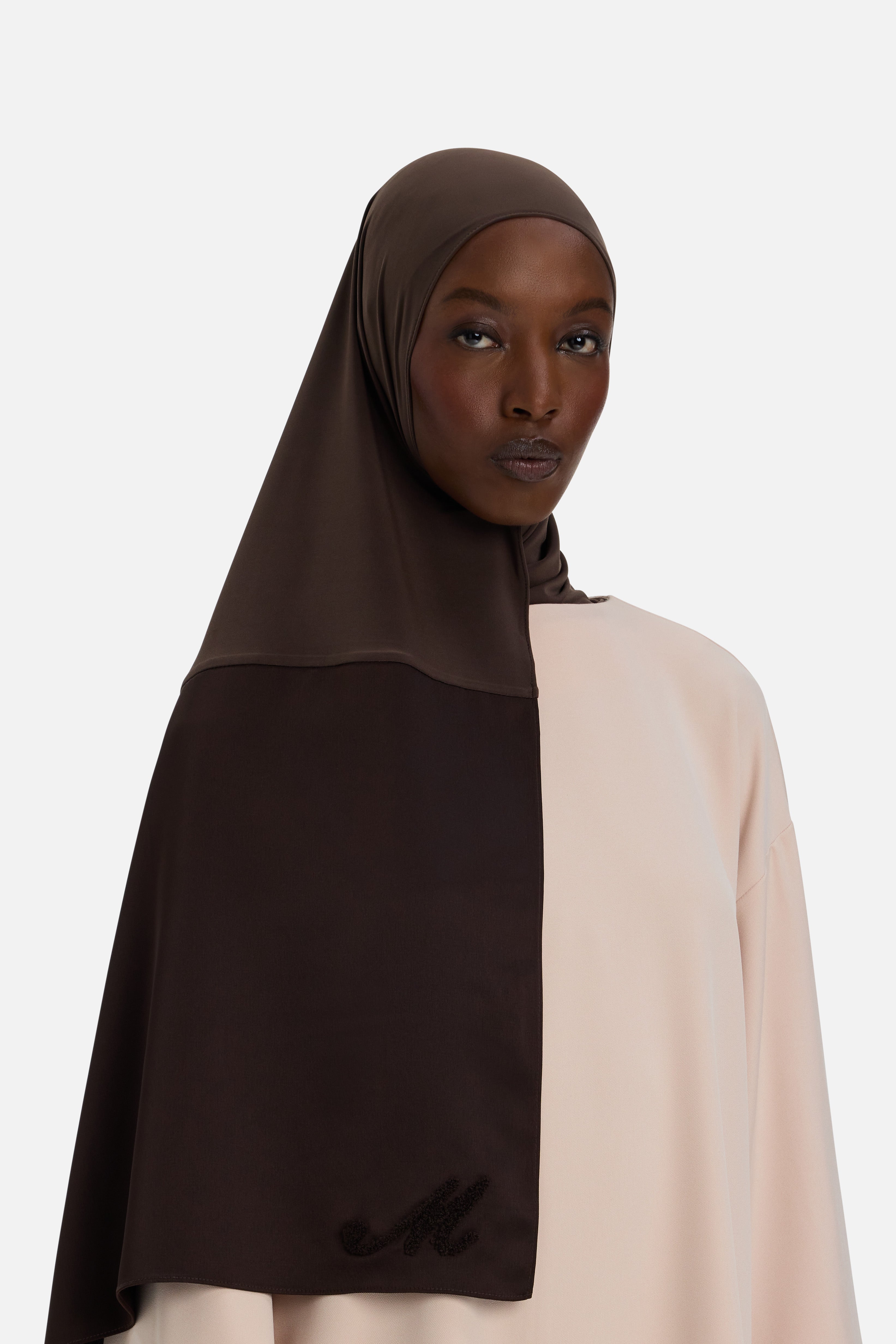 Logo Satin Edge Scarf Premium | Dark Brown