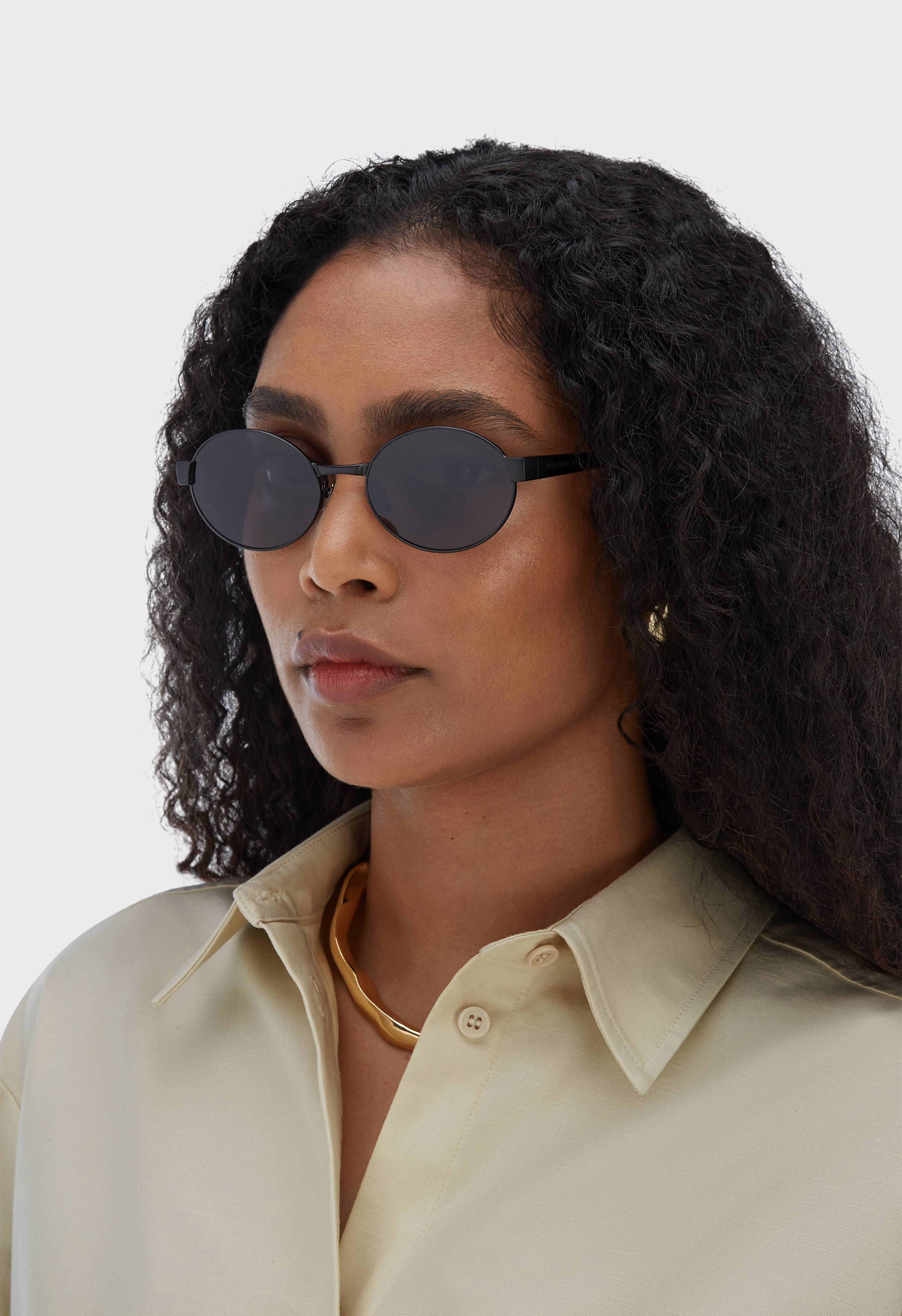 Oval Framed Sunglasses | Black