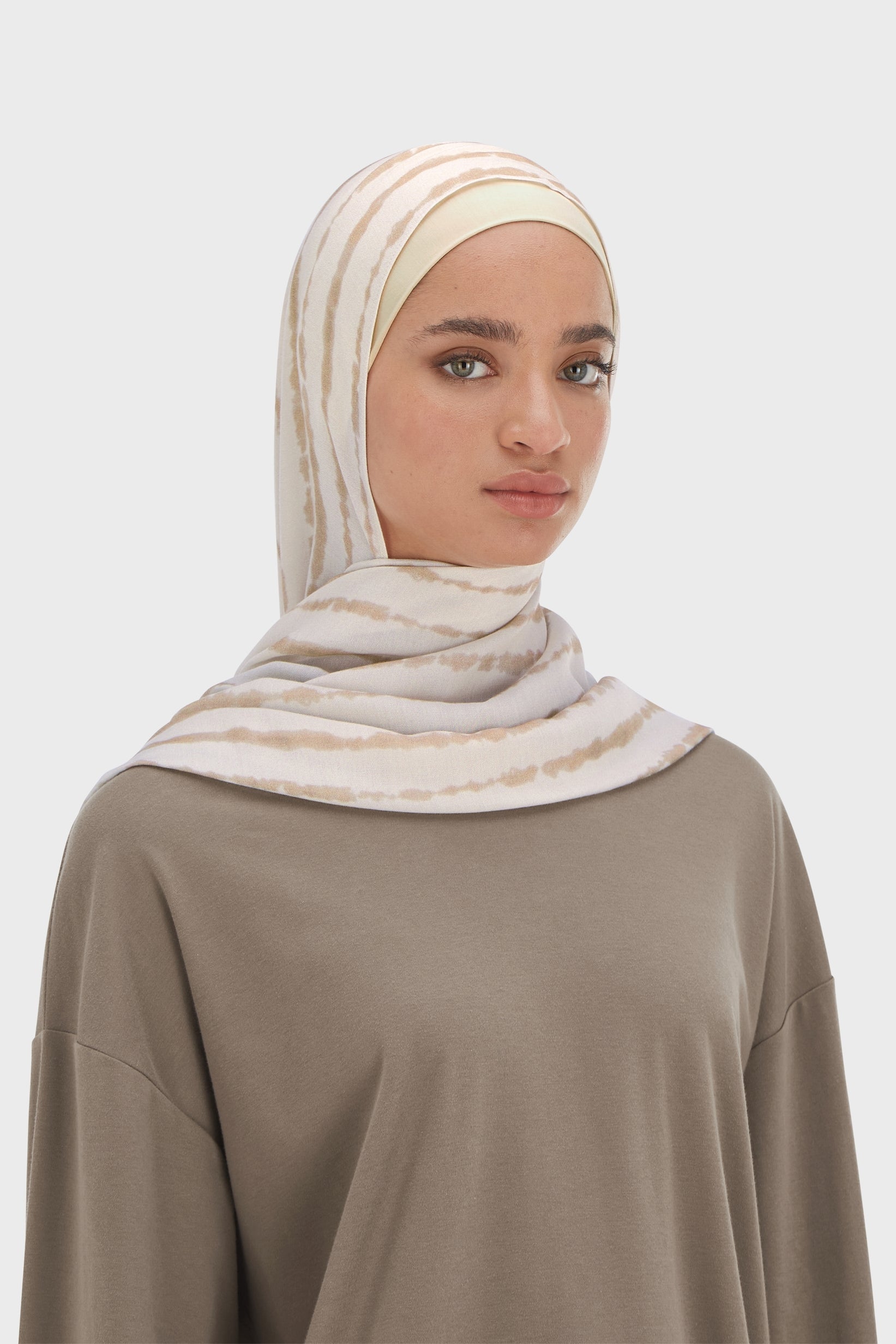 Weightless Woven Scarf | Beige Rose Shibori Print