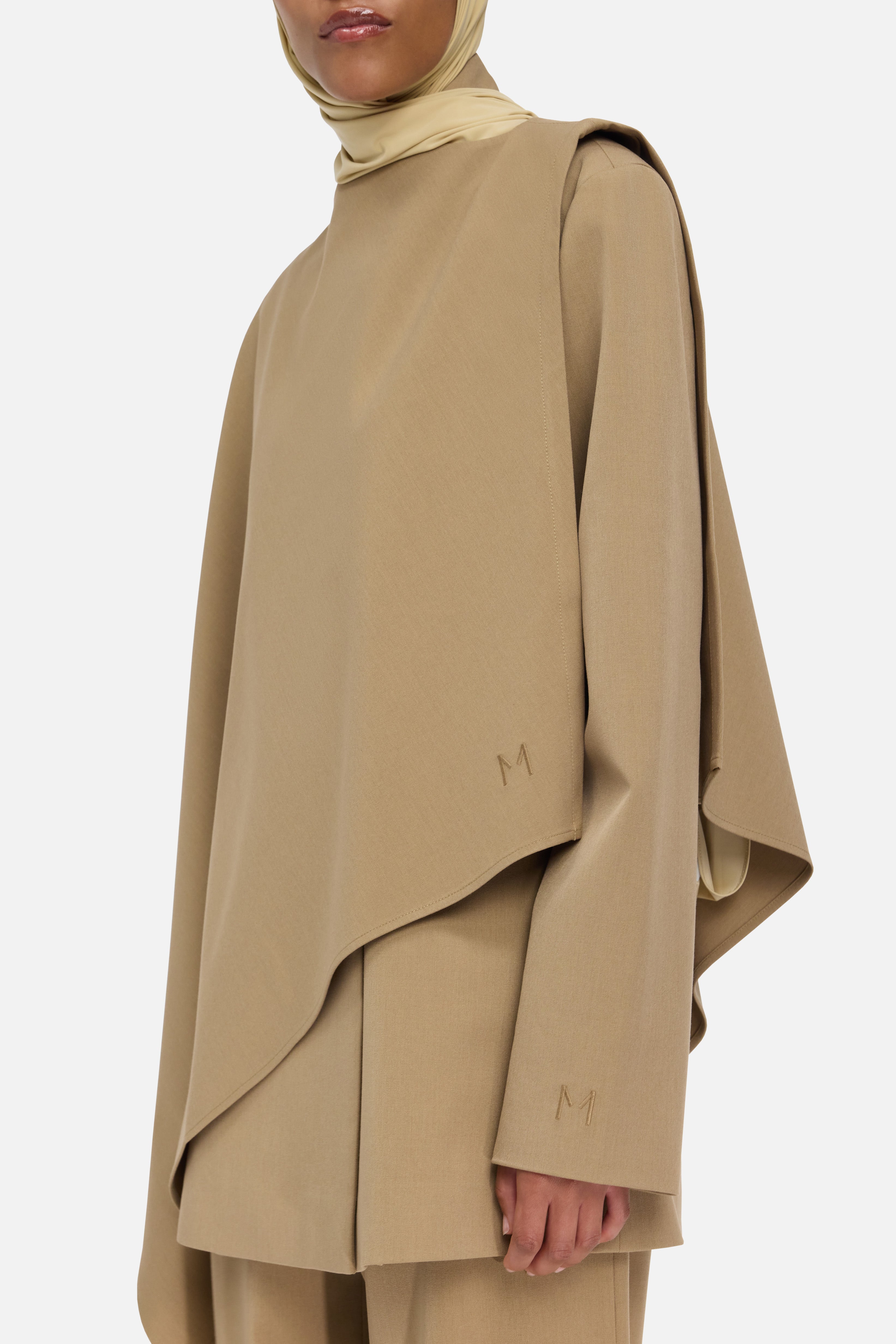 Tailored Cape | Walnut