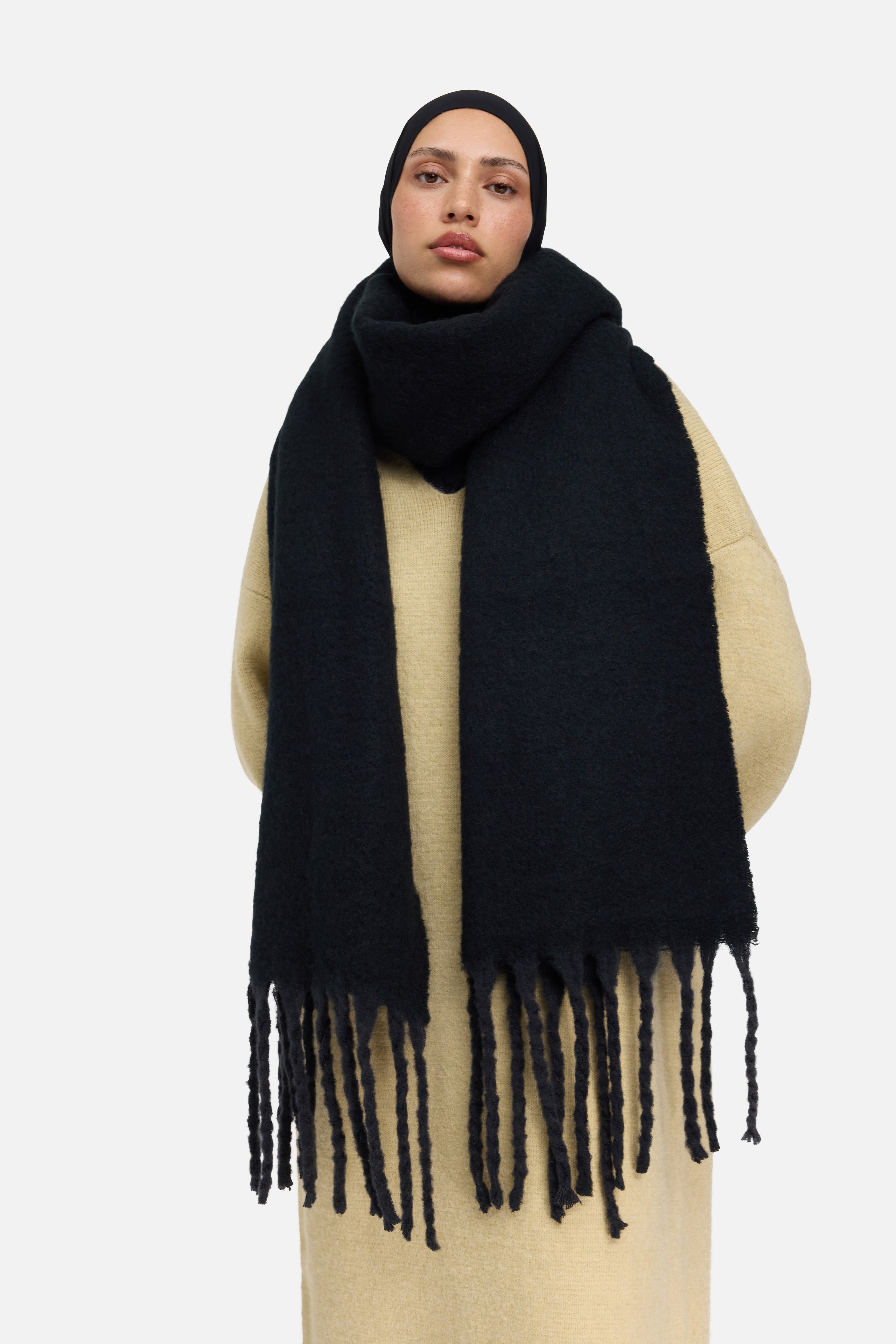 The Brushed Scarf | Black