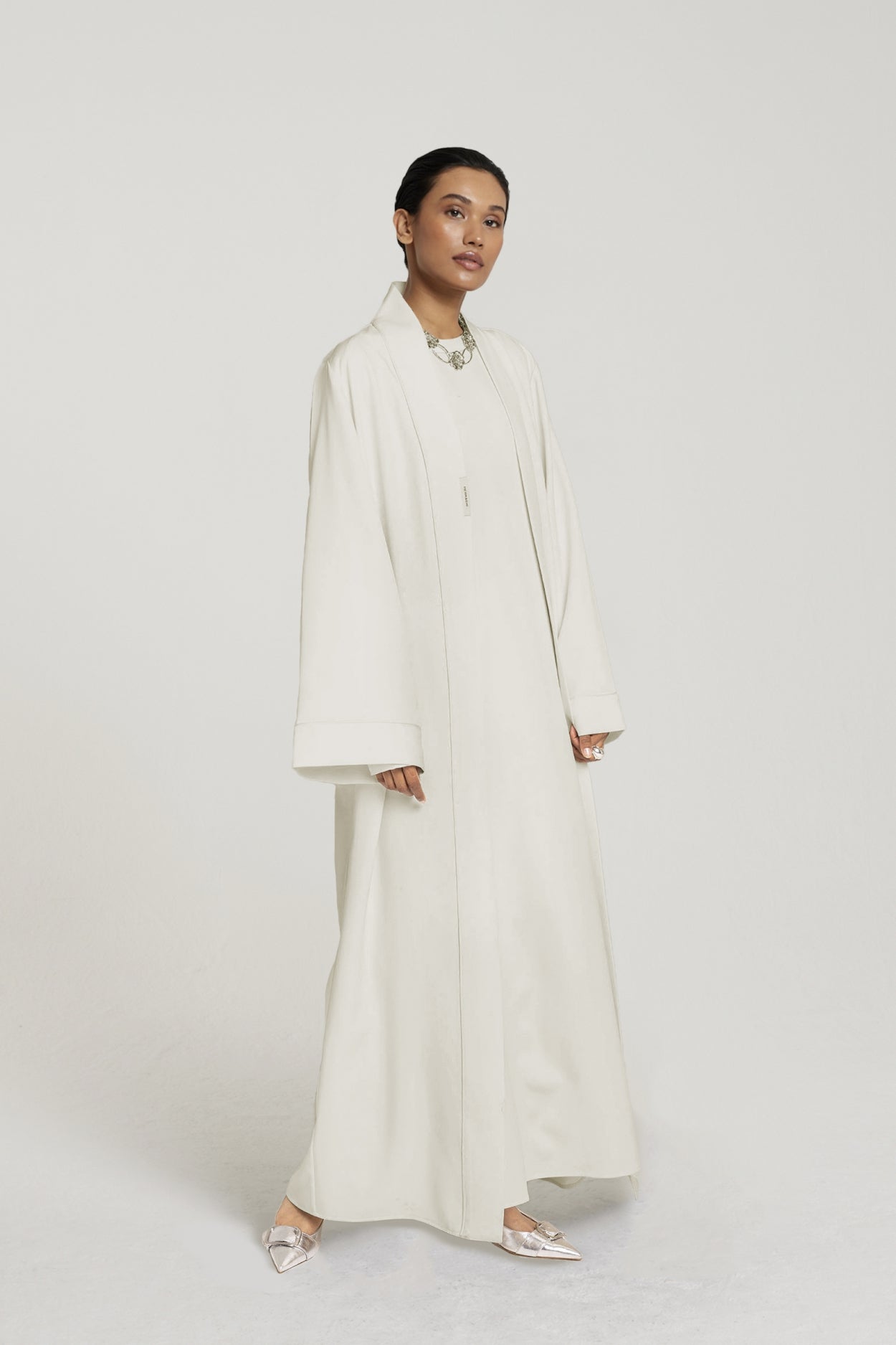 Essential Abaya - Short | Off White