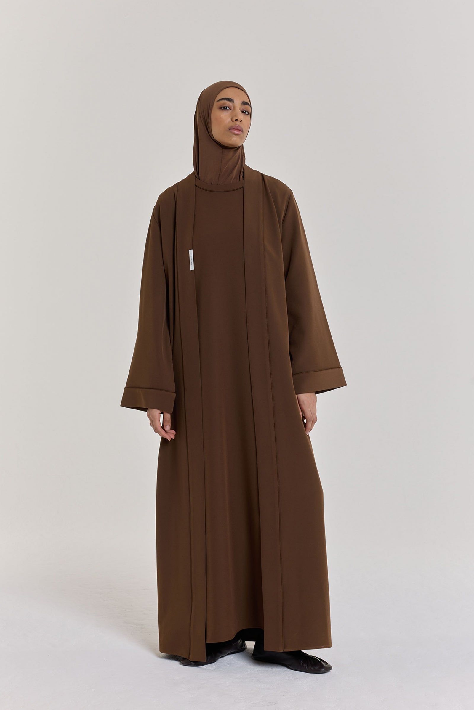 Essential Abaya | Deep Brown