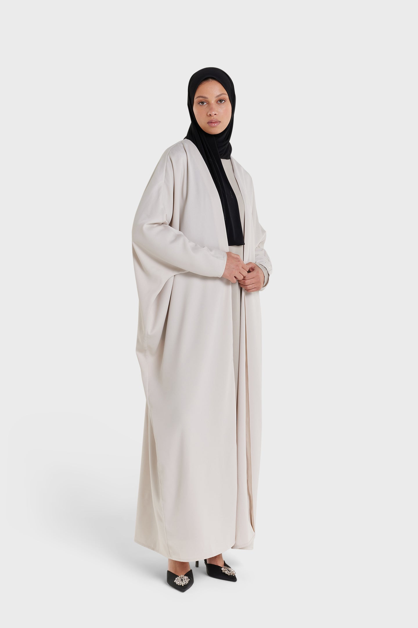 Dull Satin Bat Sleeve Abaya | Cashmere