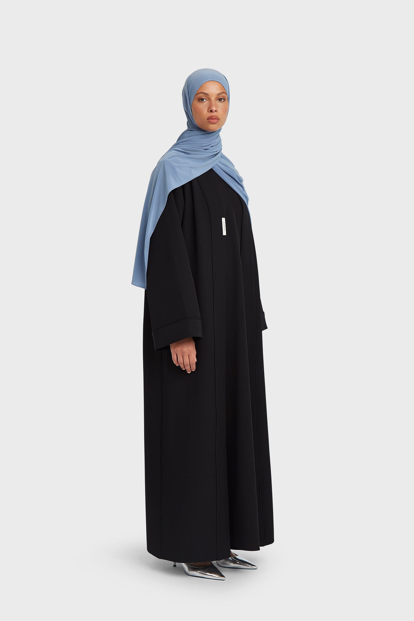 Essential Abaya Regular | Black