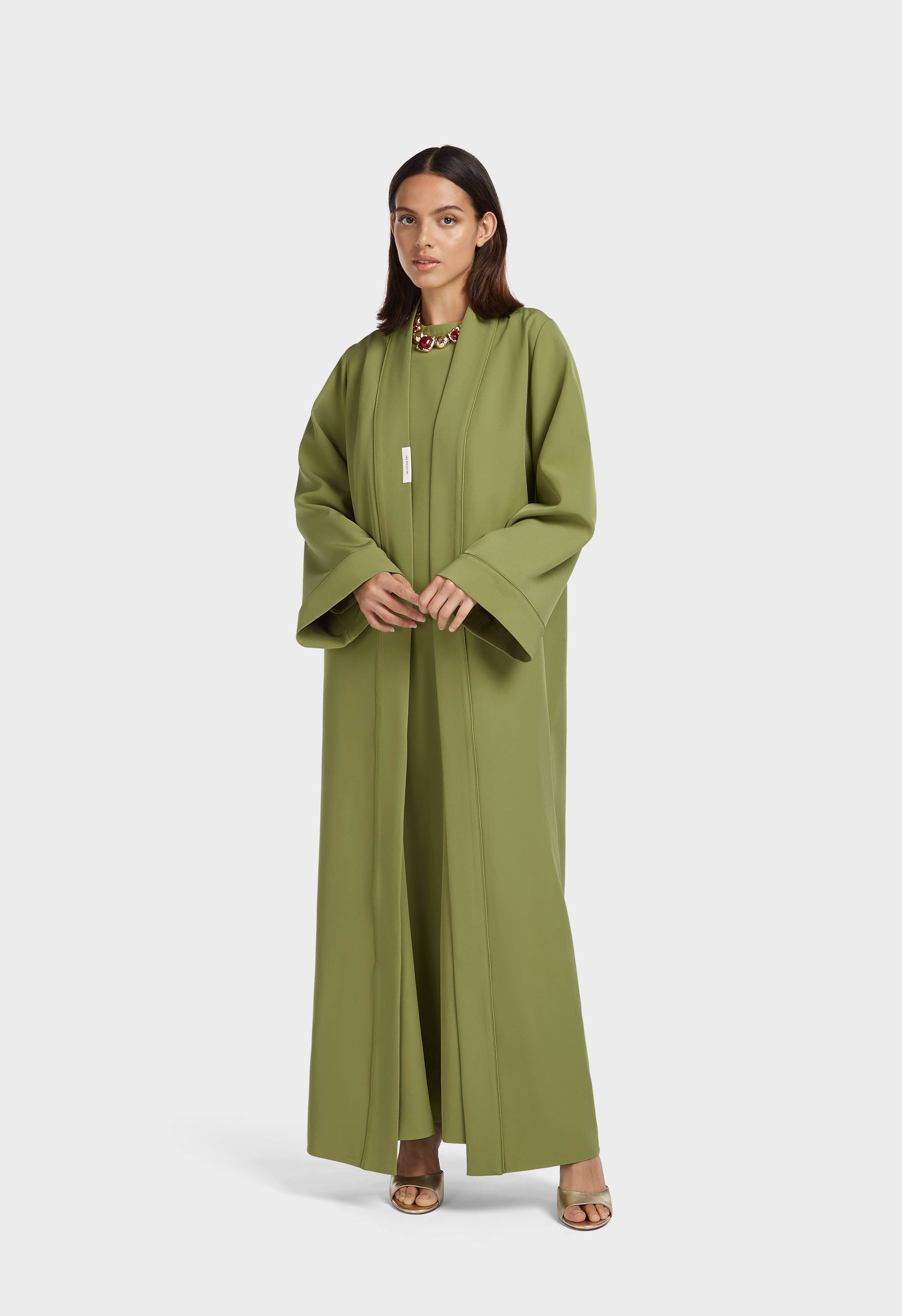 Essential Abaya  Short | Leaf