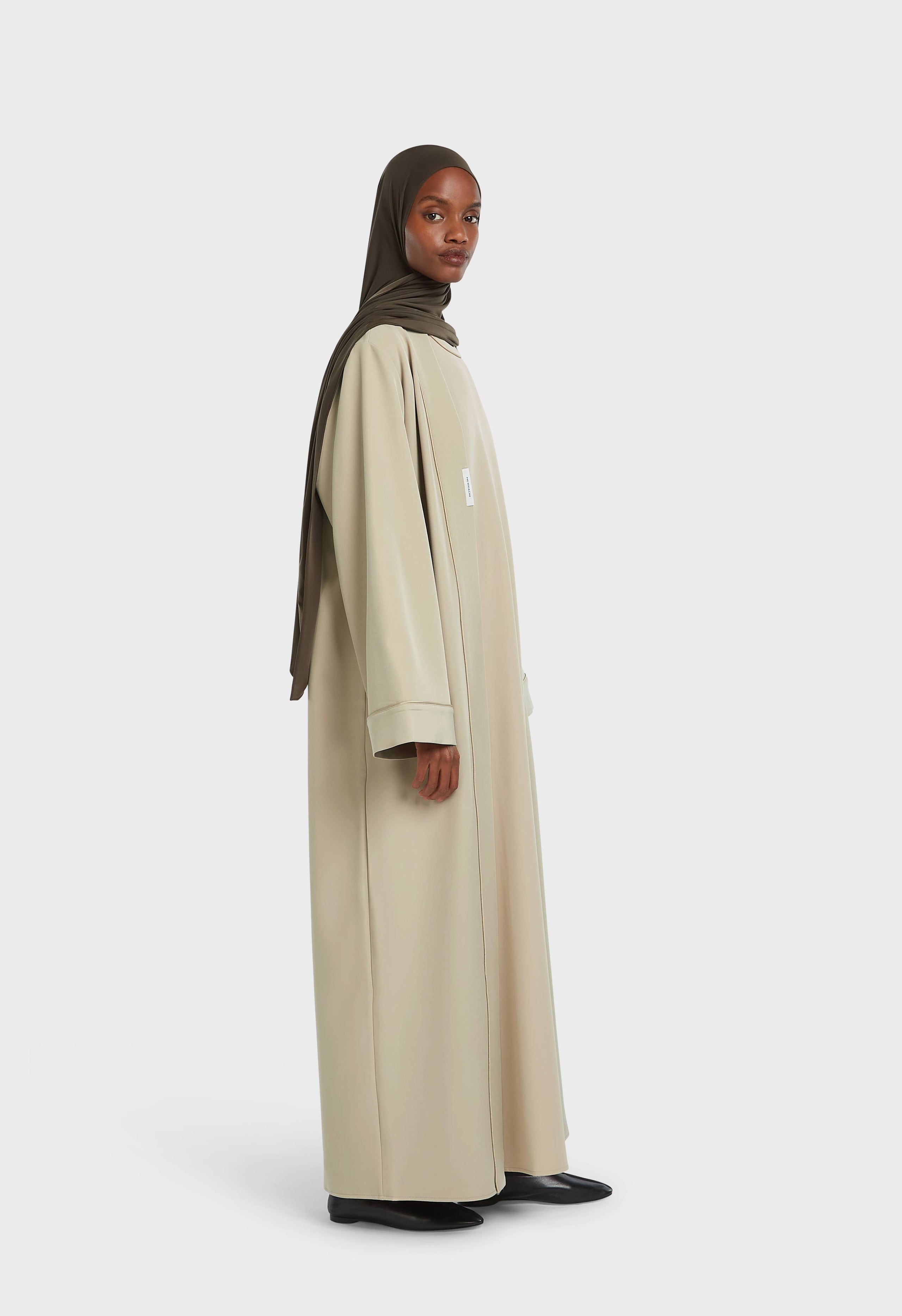 Essential Abaya  Short | Mocha