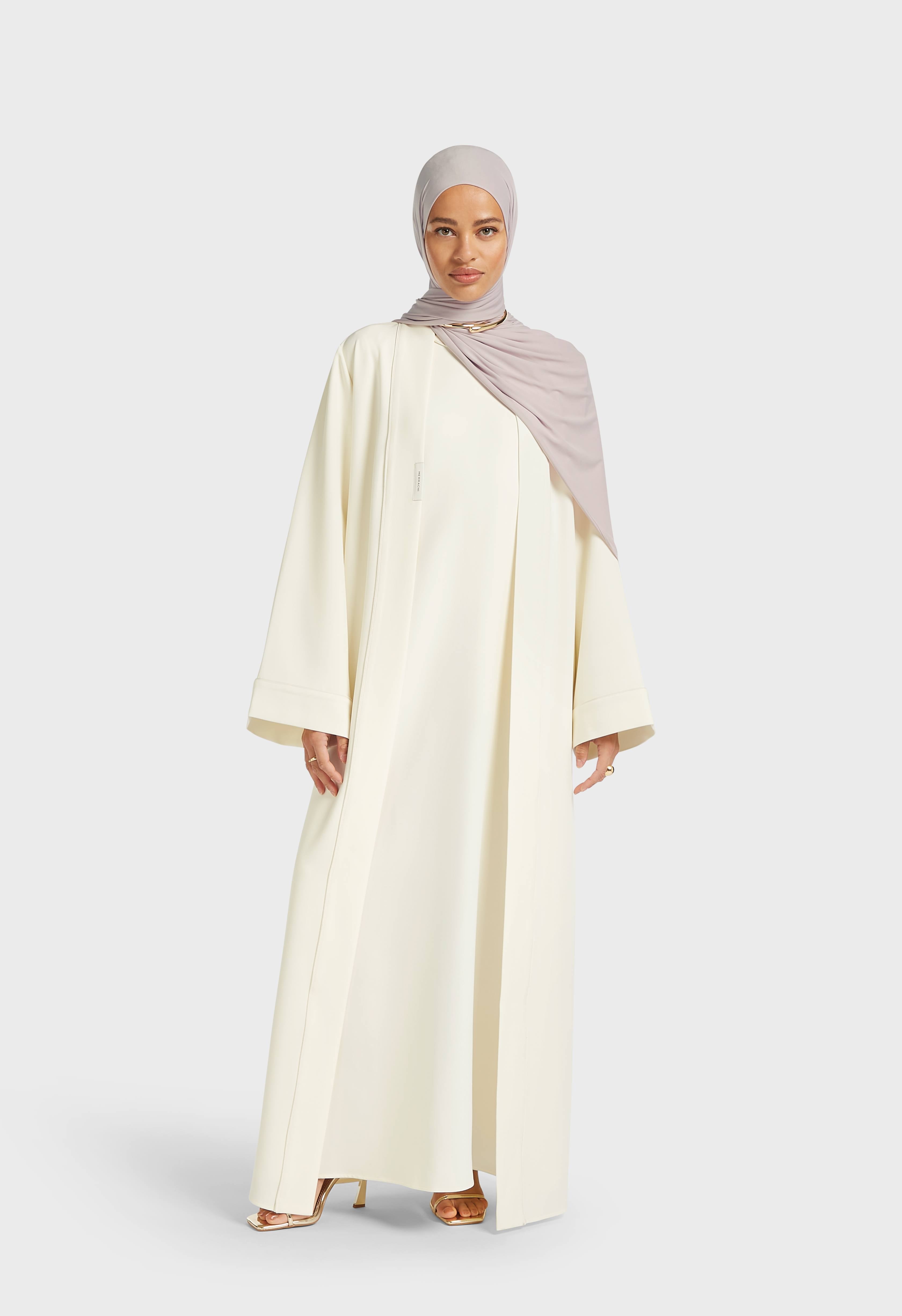 Essential Abaya  Short | Off White