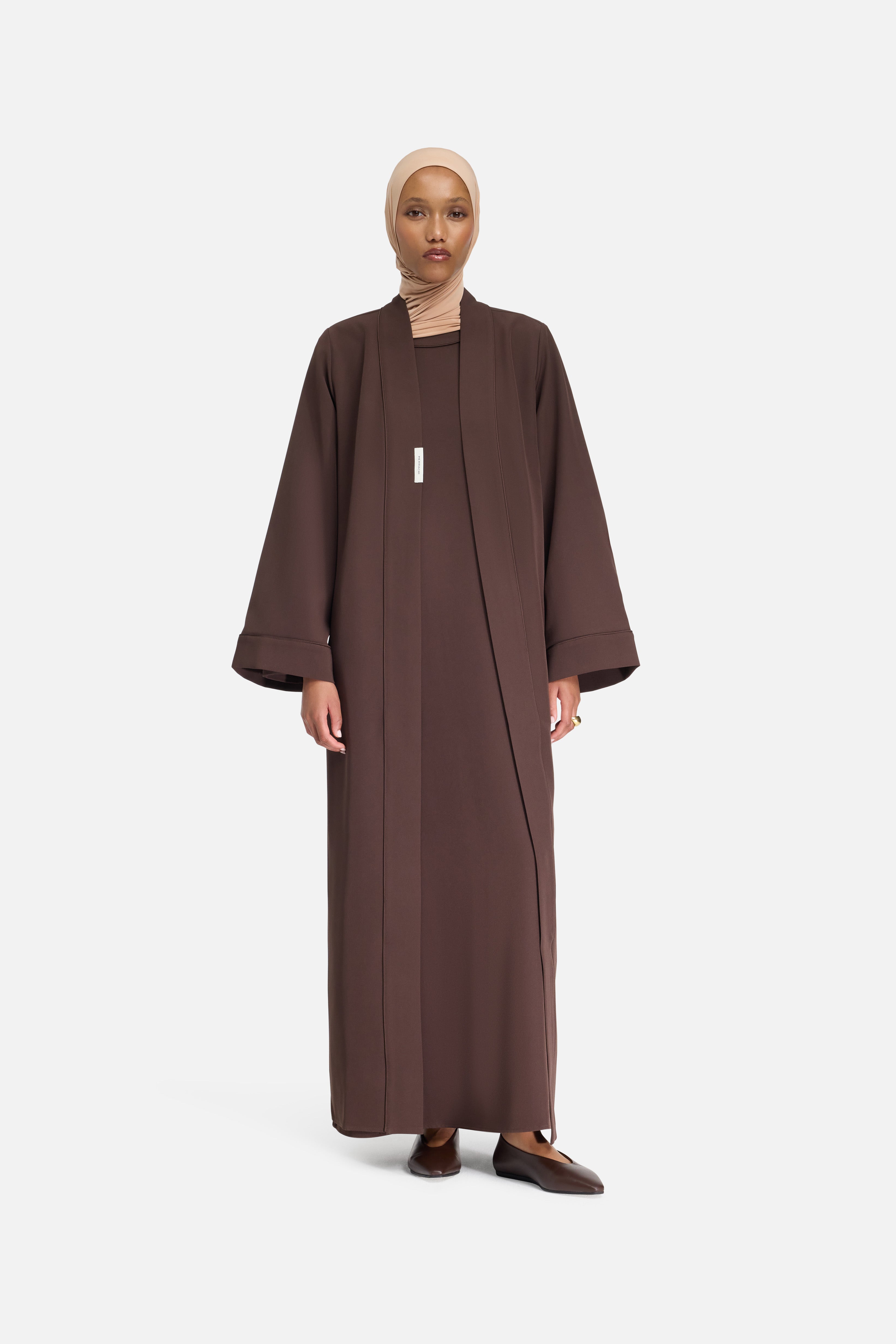 Essential Abaya Short | Dark Brown