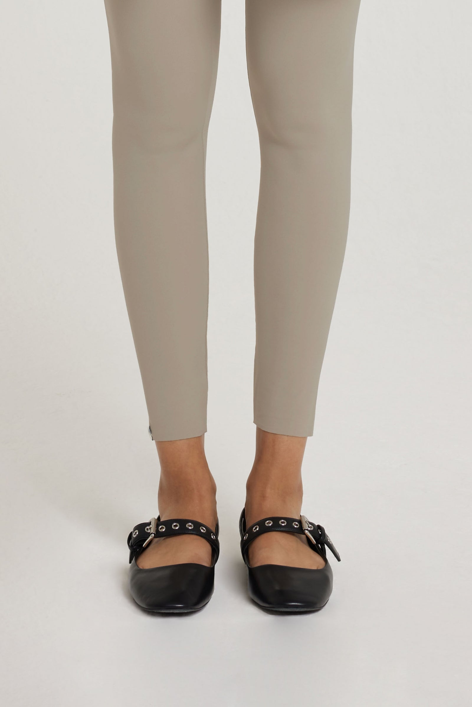 Morrio Blue Cotton Lycra Ankle Length Legging,XtraLarge for Women –  NavaStreet - United Kingdom