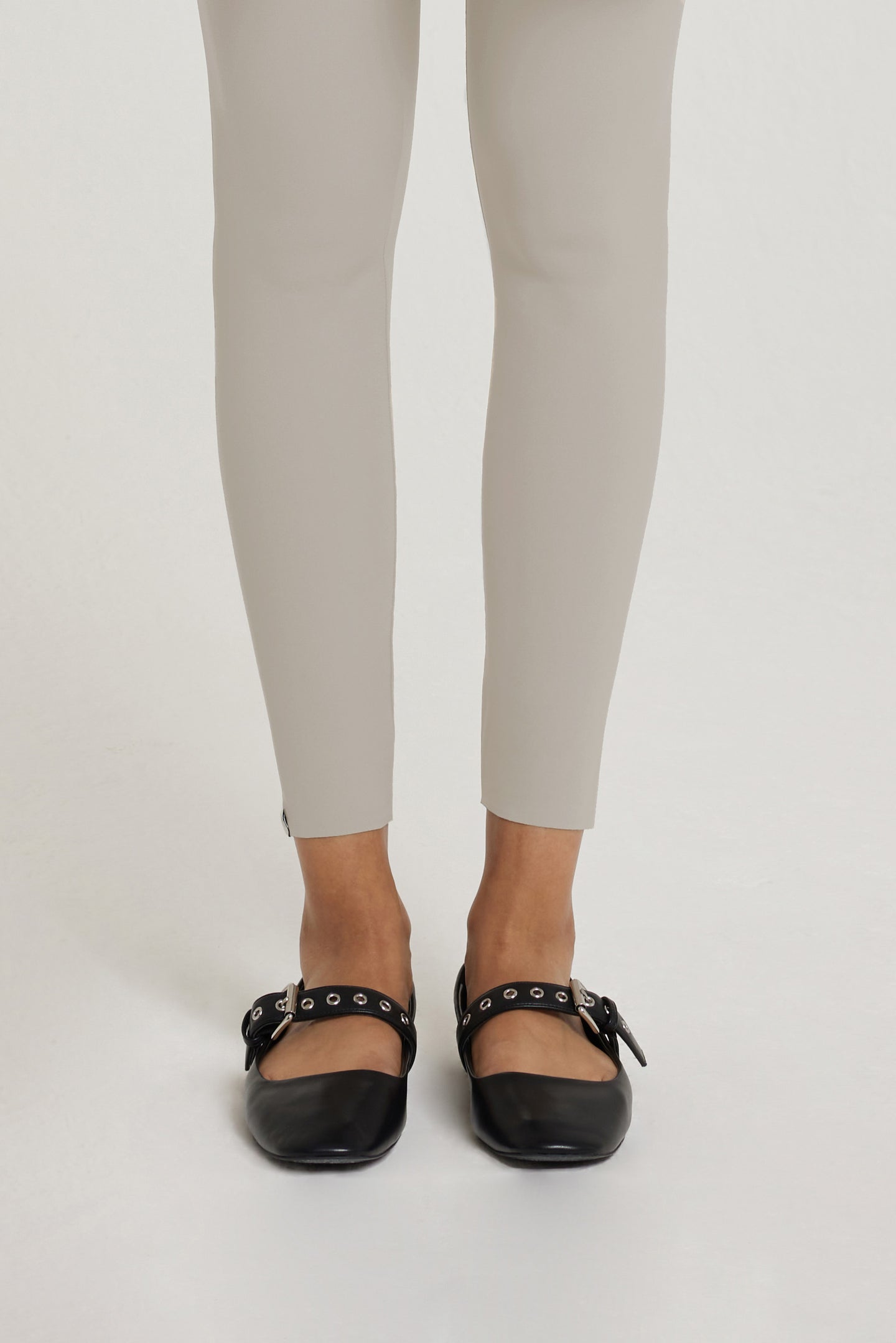 Essential Legging | Light Taupe