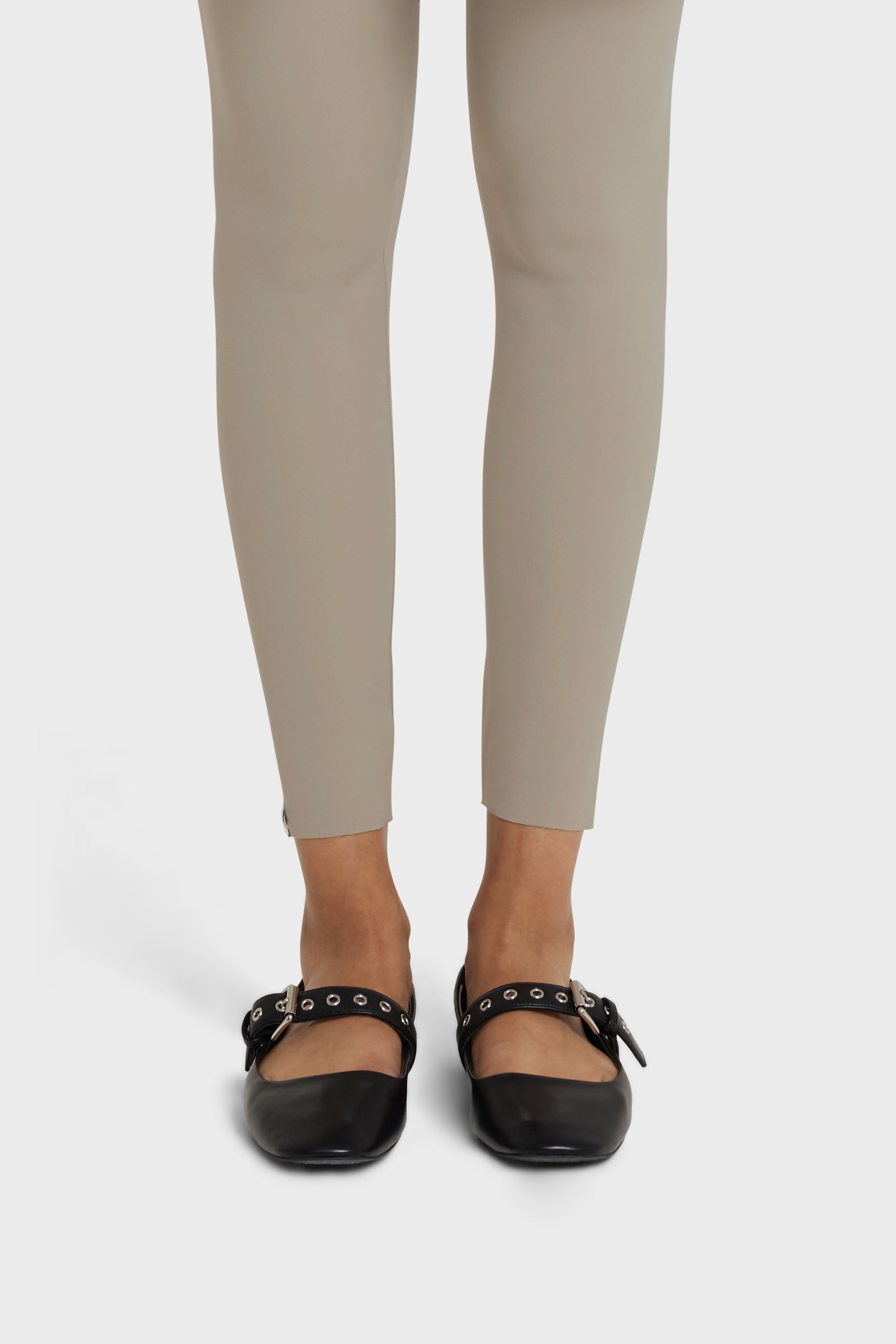 Essential Legging | Light Khaki