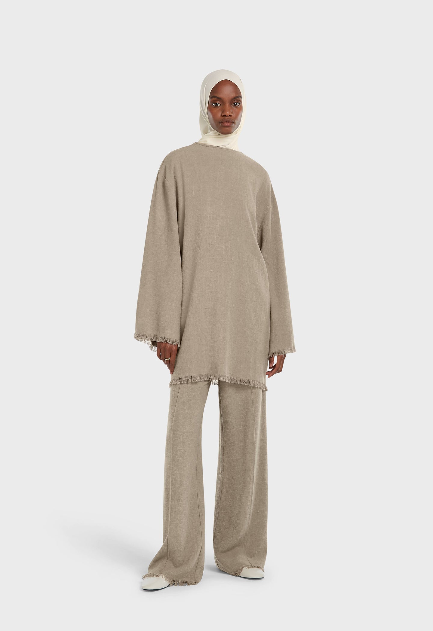 Frayed Hem Linen Pants | Desert Brown