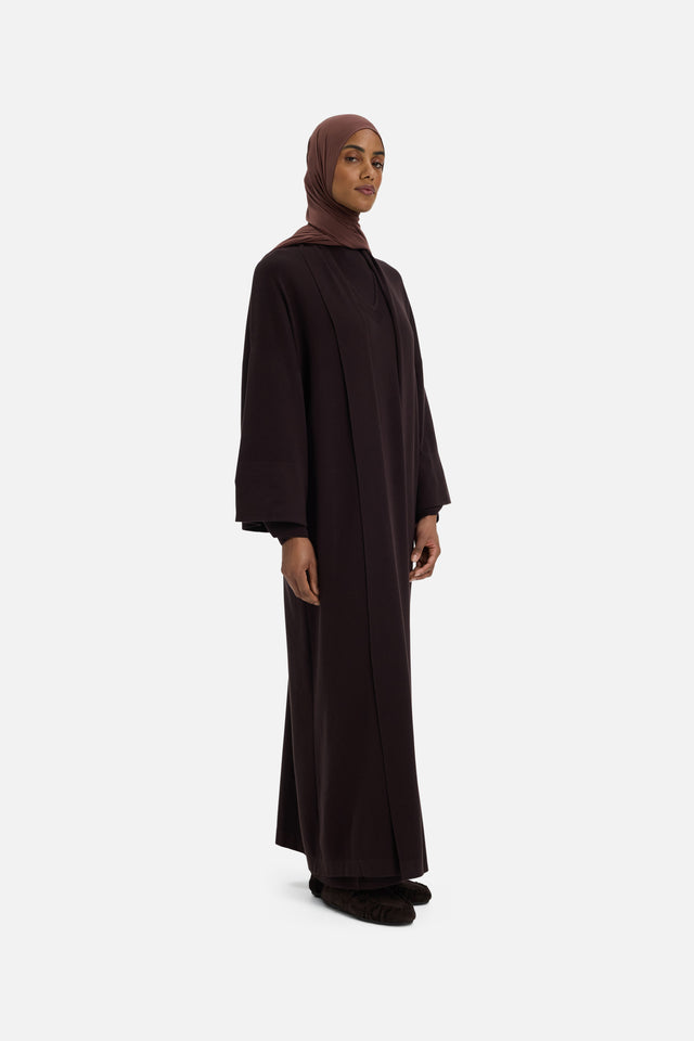 Front view model wearing brown abaya and headscarf