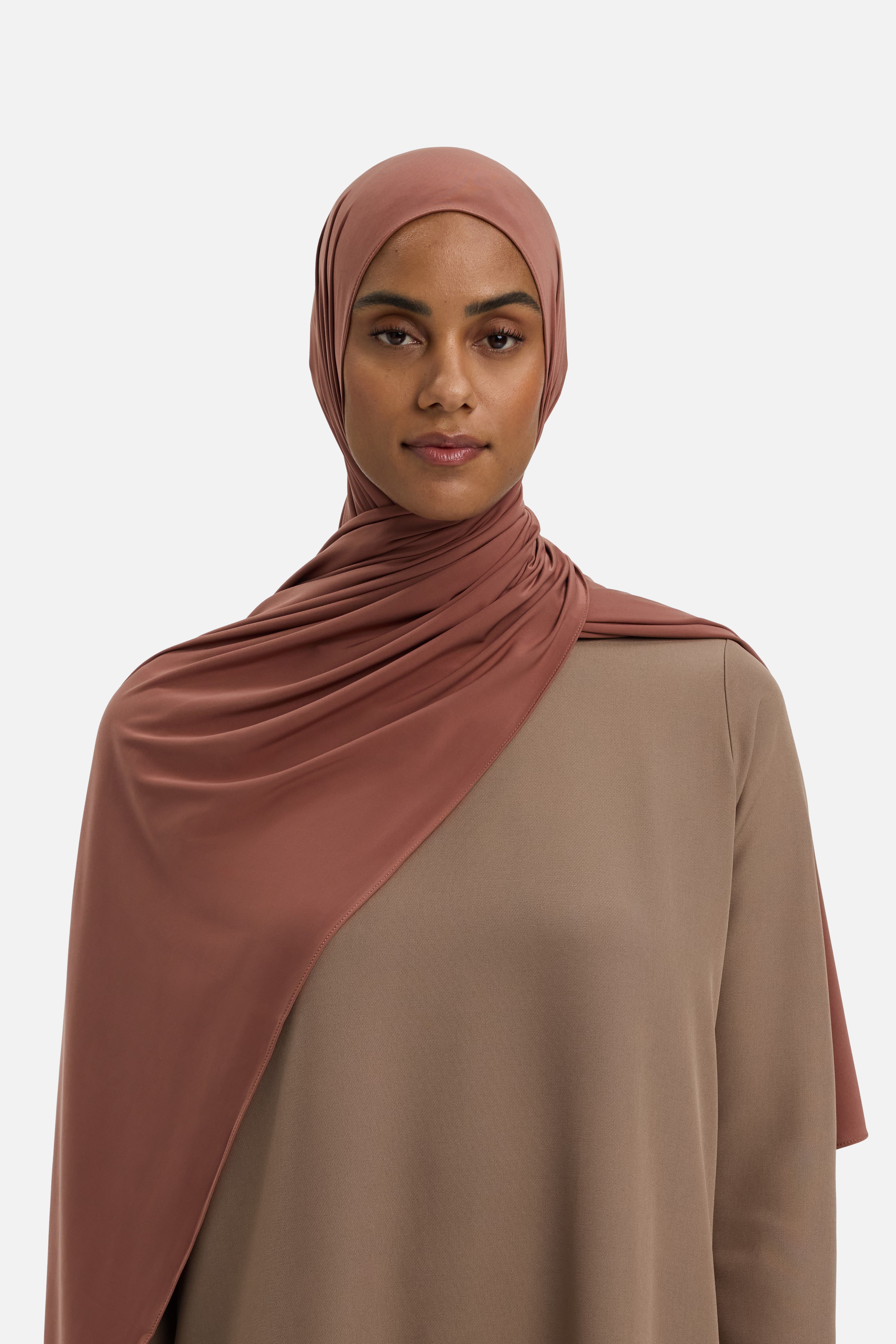 Model wearing brown MERRACHI headscarf, front view