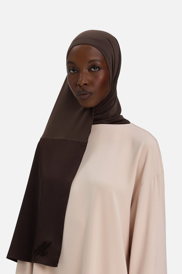 Logo Satin Edge Scarf Premium | Dark Brown
