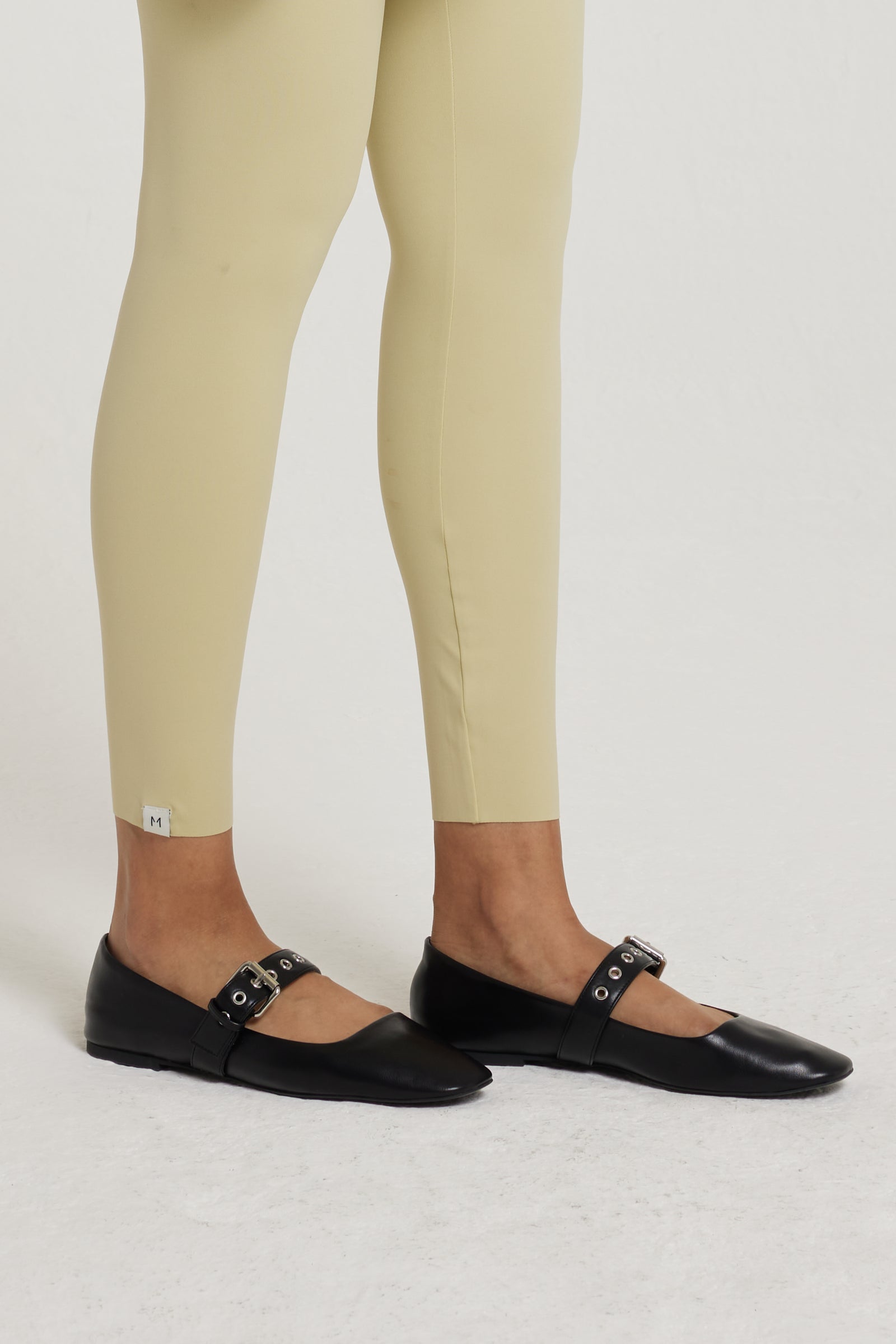 Essential Legging | Warm Butter