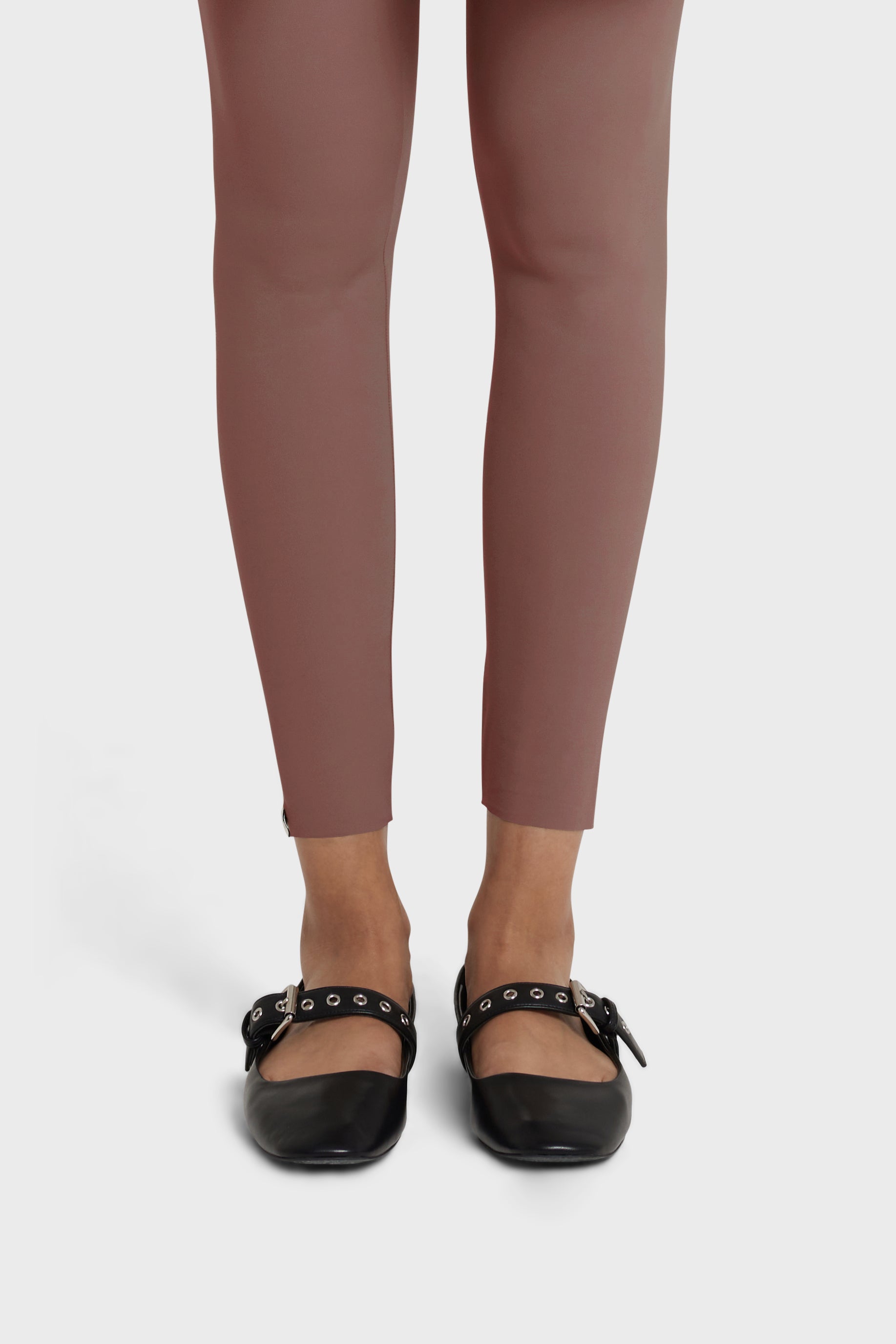 Essential Legging | Brown Taupe