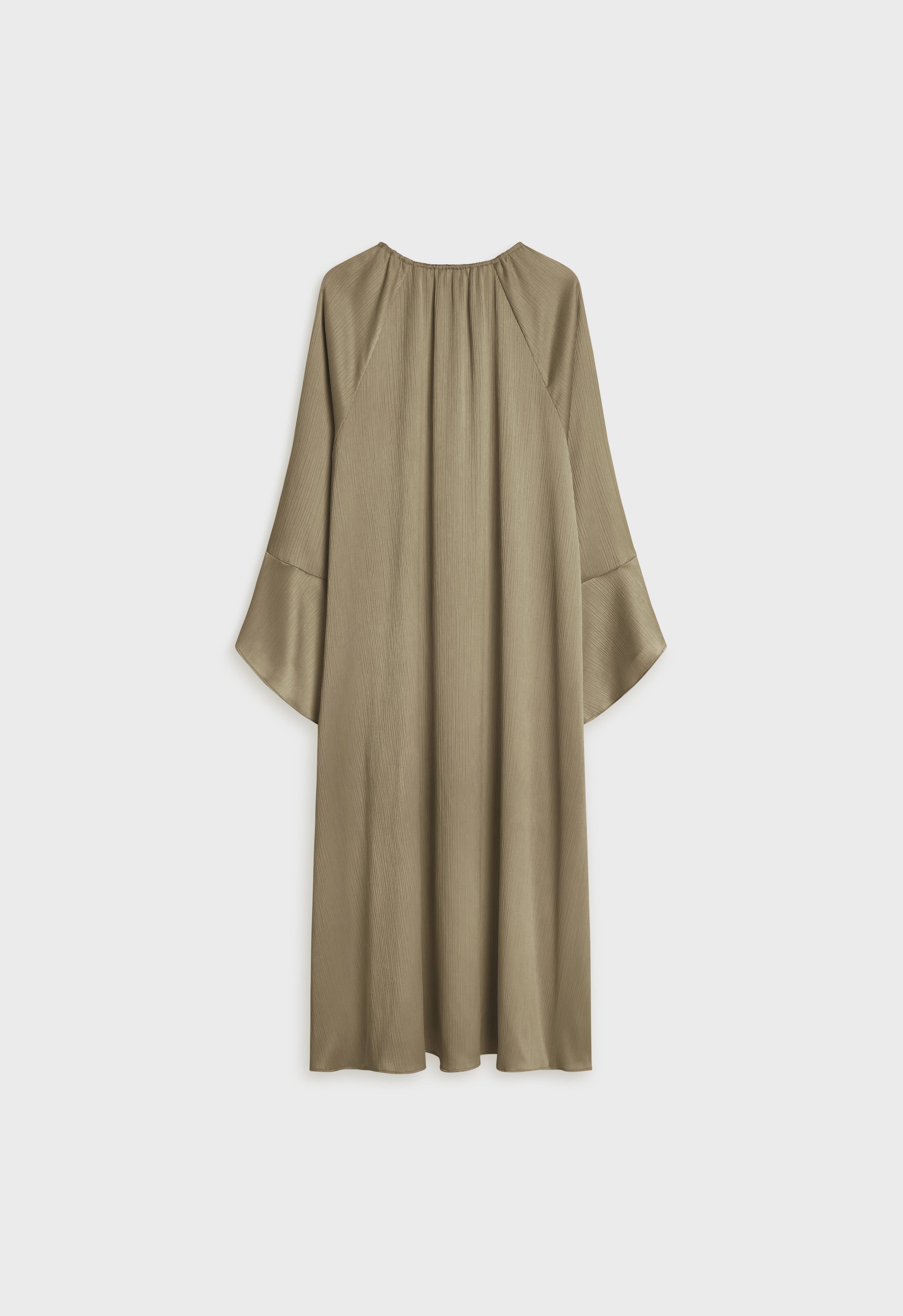 Plisse Sleeve Dress | Desert Brown