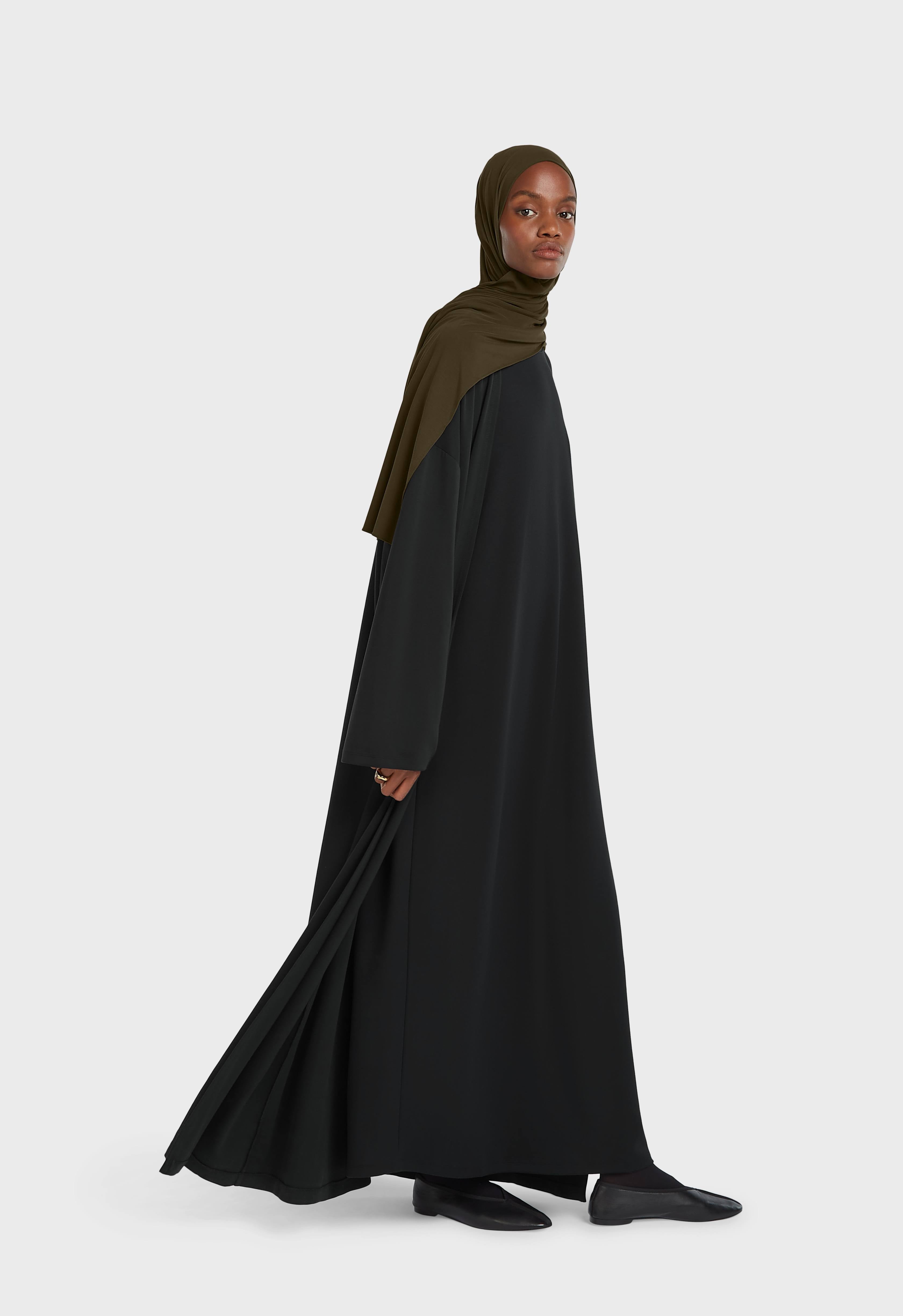 Soft Rayon Abaya | Black