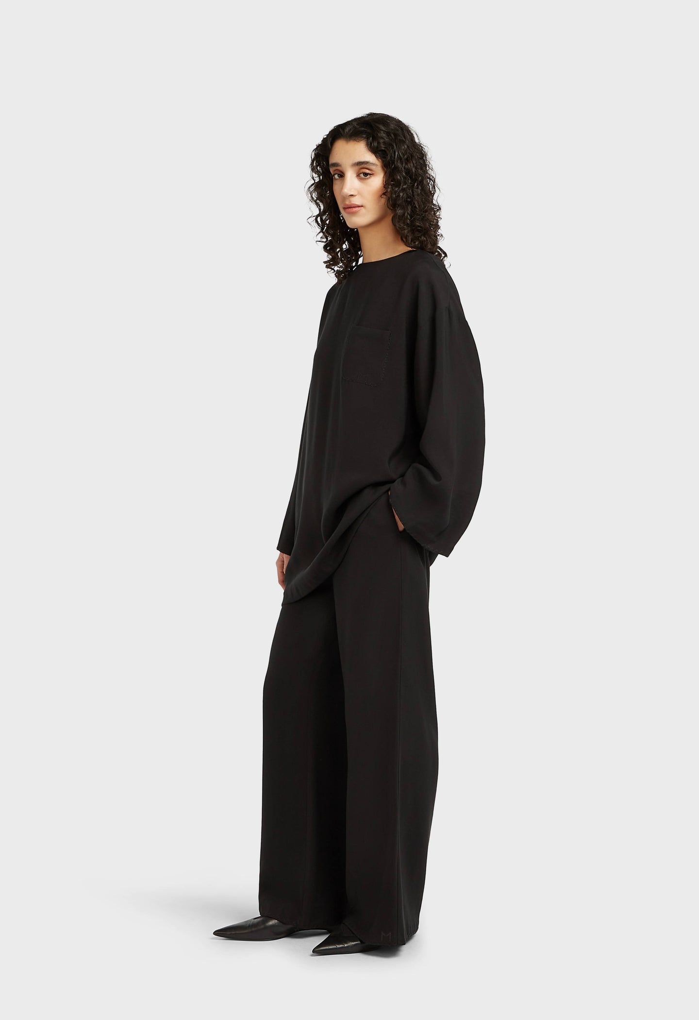 Soft Woven Tailored Pants | Black