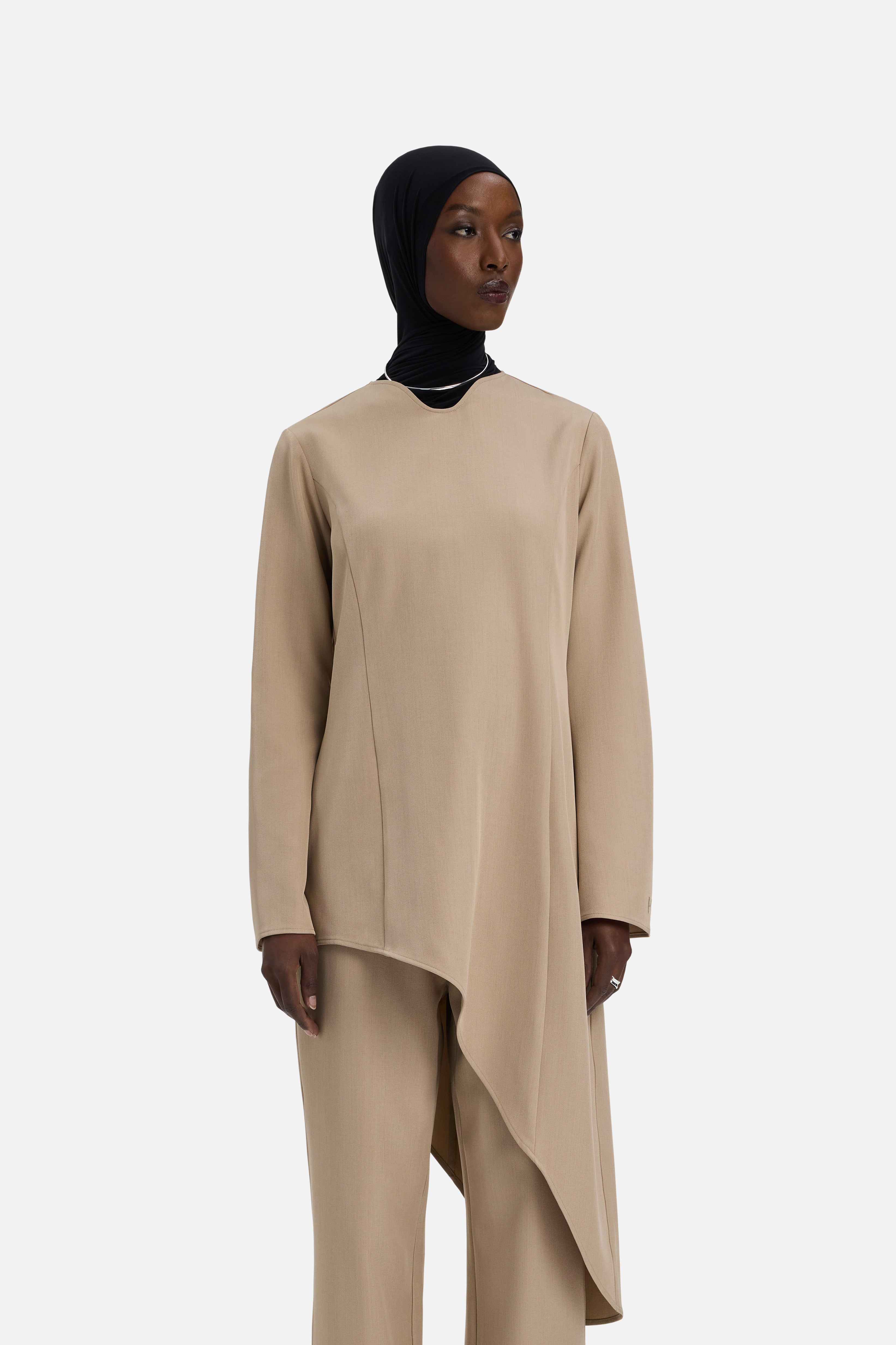 Soft Curved Tailored Top | Mocha