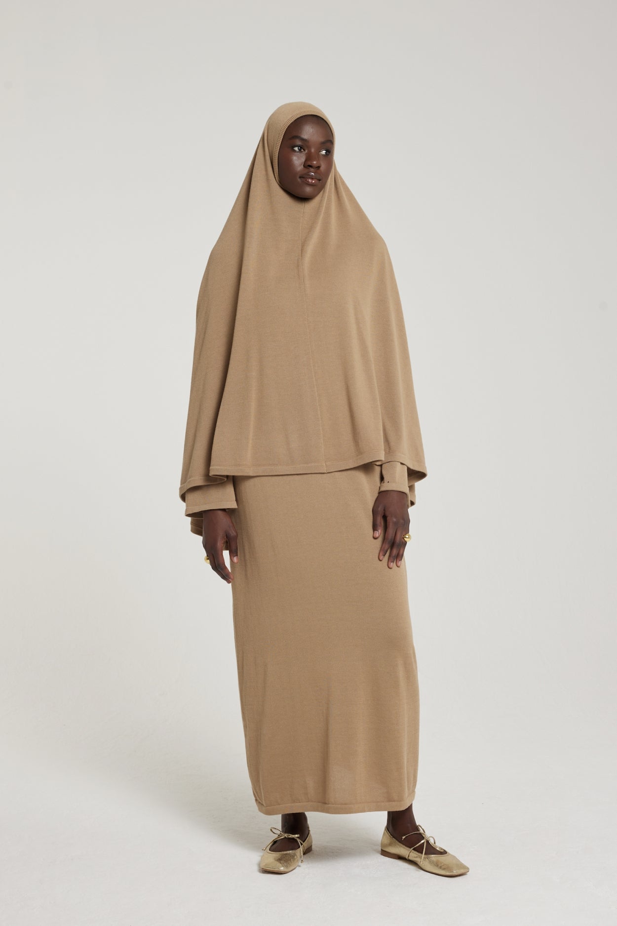 Knitted Khimaar | Almond
